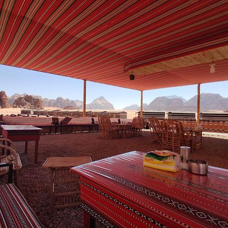 Wadi Rum Star Camp מראה חיצוני תמונה