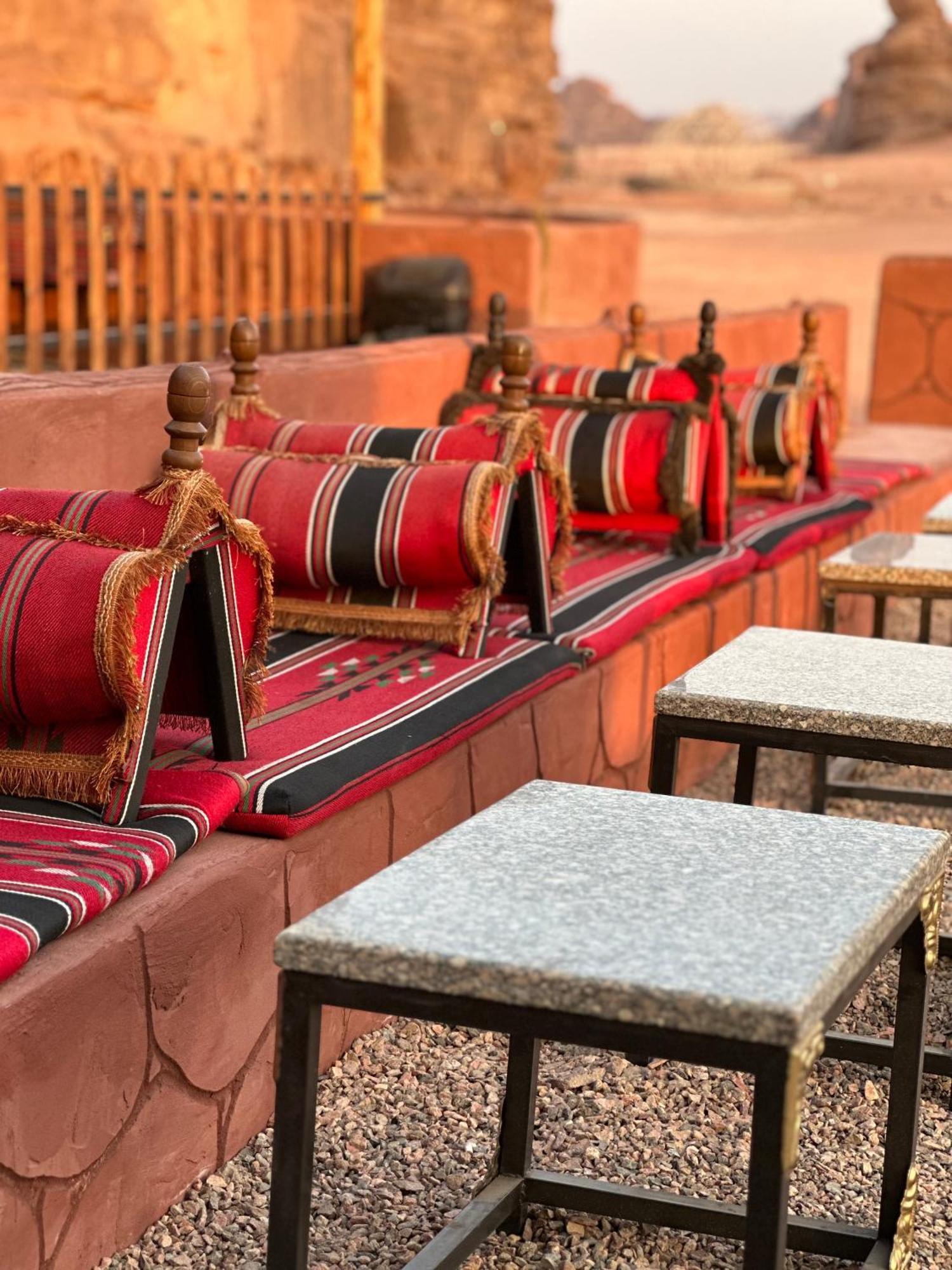Wadi Rum Star Camp מראה חיצוני תמונה